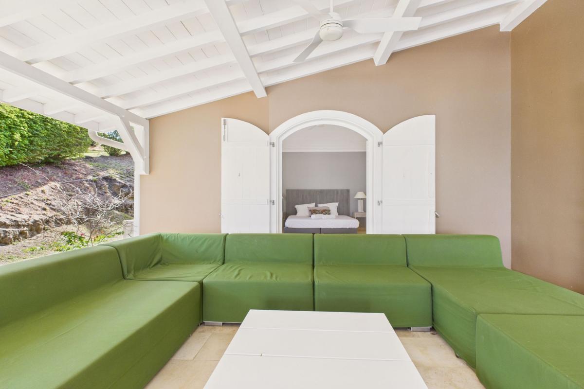 16 Location Villa 10 personnes Martinique - salon sur terrasse